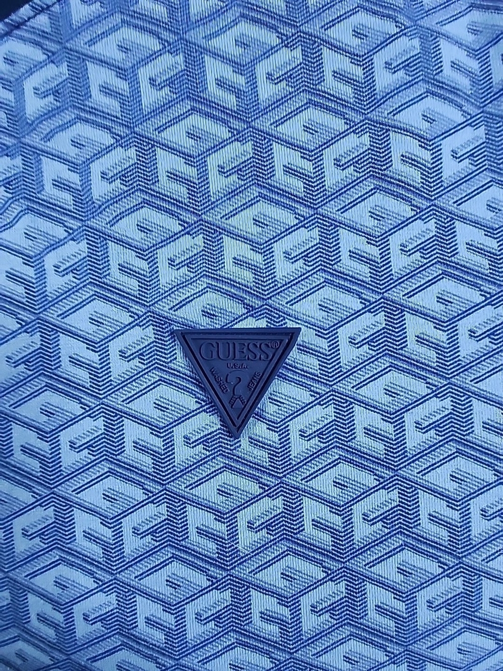 Guess Eco Colin Logo Tee Short Sleeve Shirt Allover Geometric Logo S Medium - Picture 4 of 6